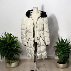 Women’s Guess Long Puffer Jacket White Hooded Faux Fur Sz Small